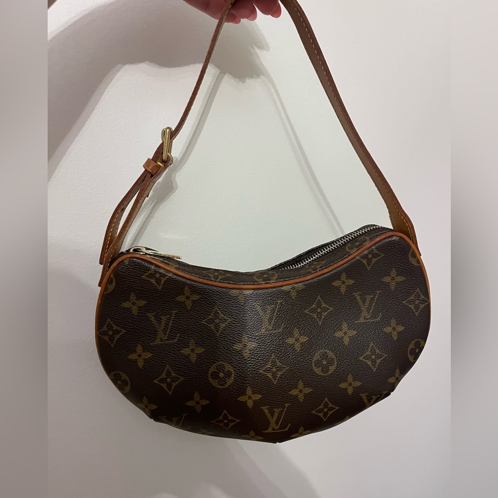 LV Monogram Croissant PM